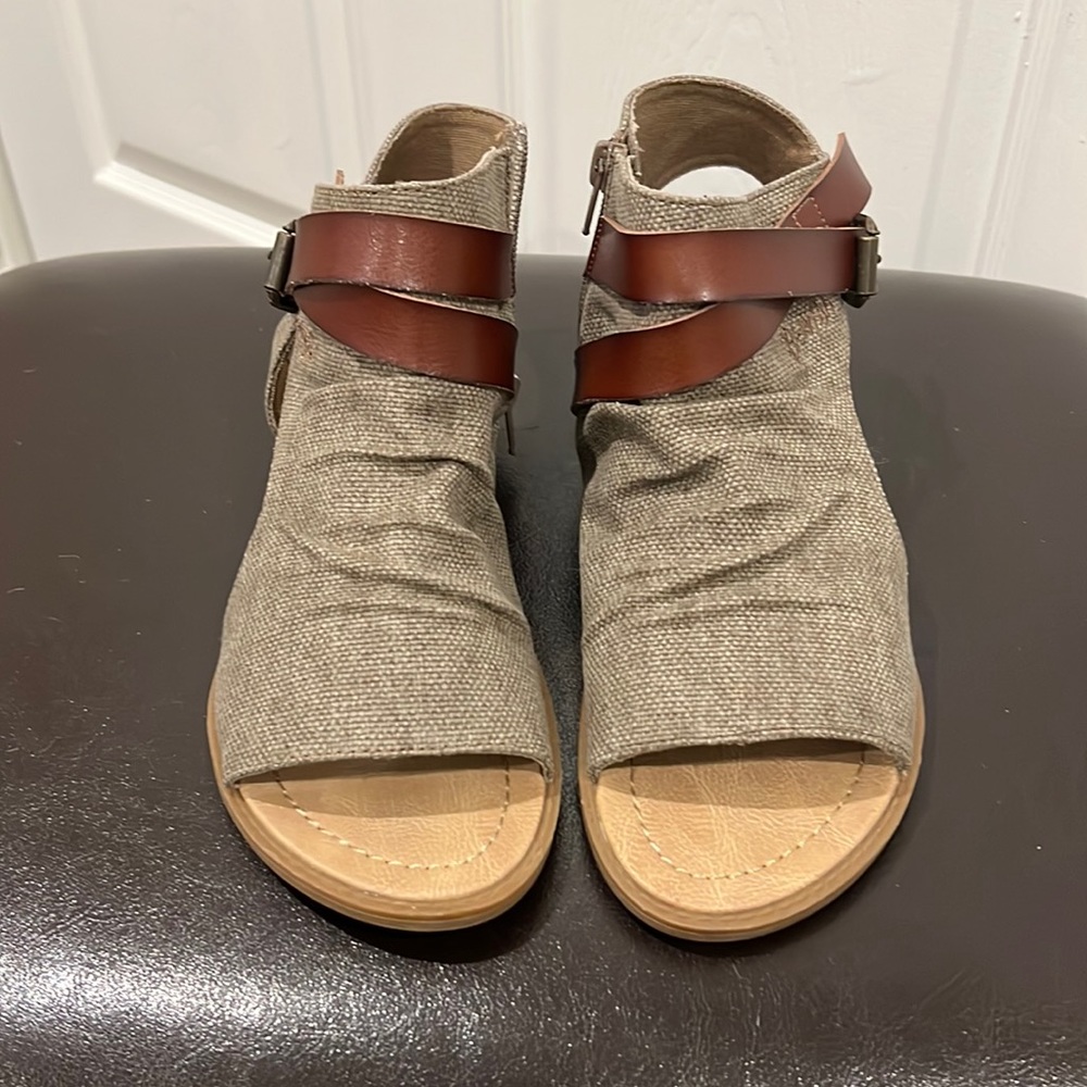 *NEW Blowfish Malibu Women's Balla Wedge Sandal